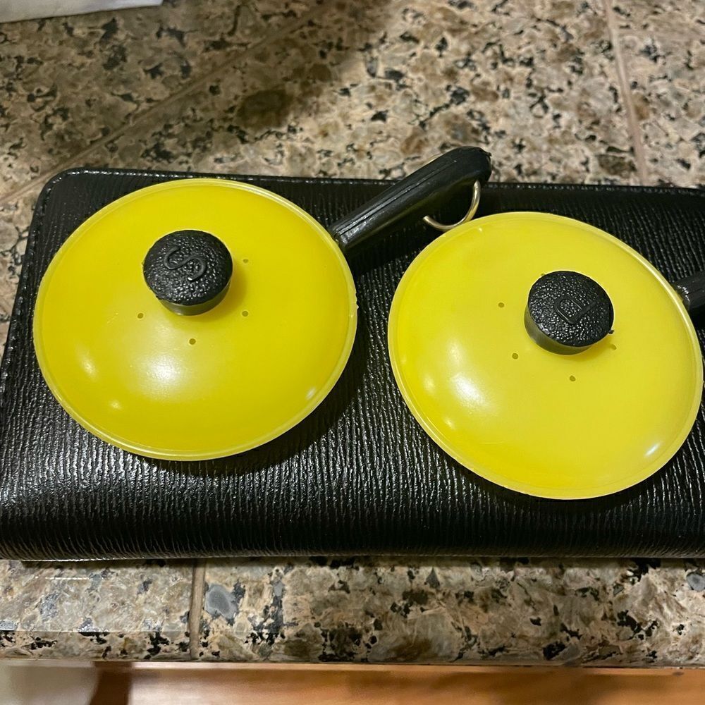 Vintage Yellow Frying Pan Salt and Pepper Shakers Hong Kong
